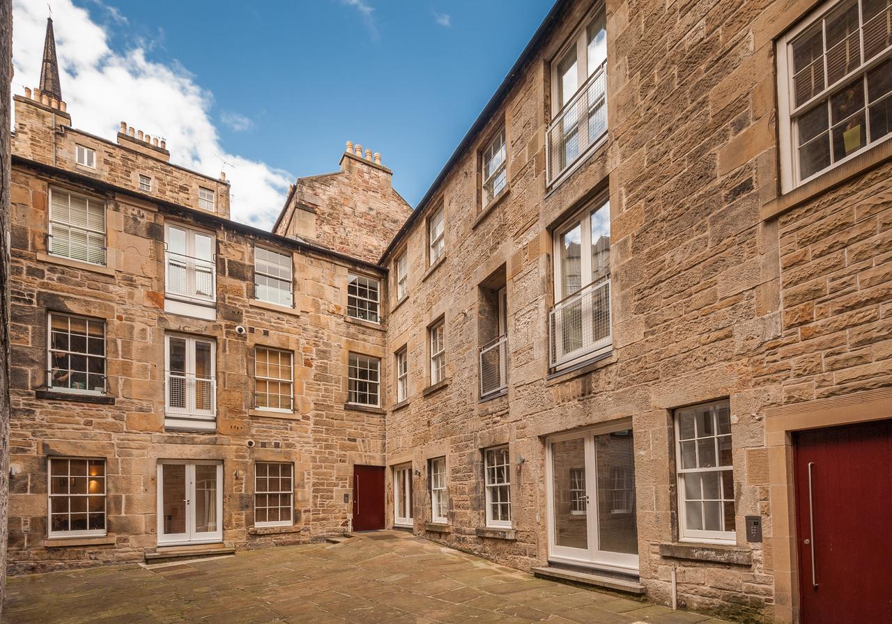 The Edmonstone'S Close Residence Эдинбург Экстерьер фото